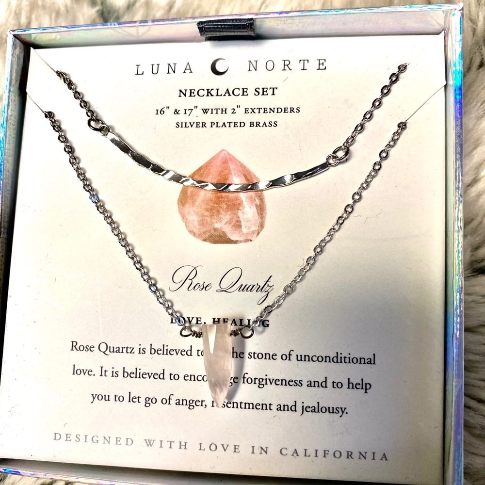 Luna Norte necklace